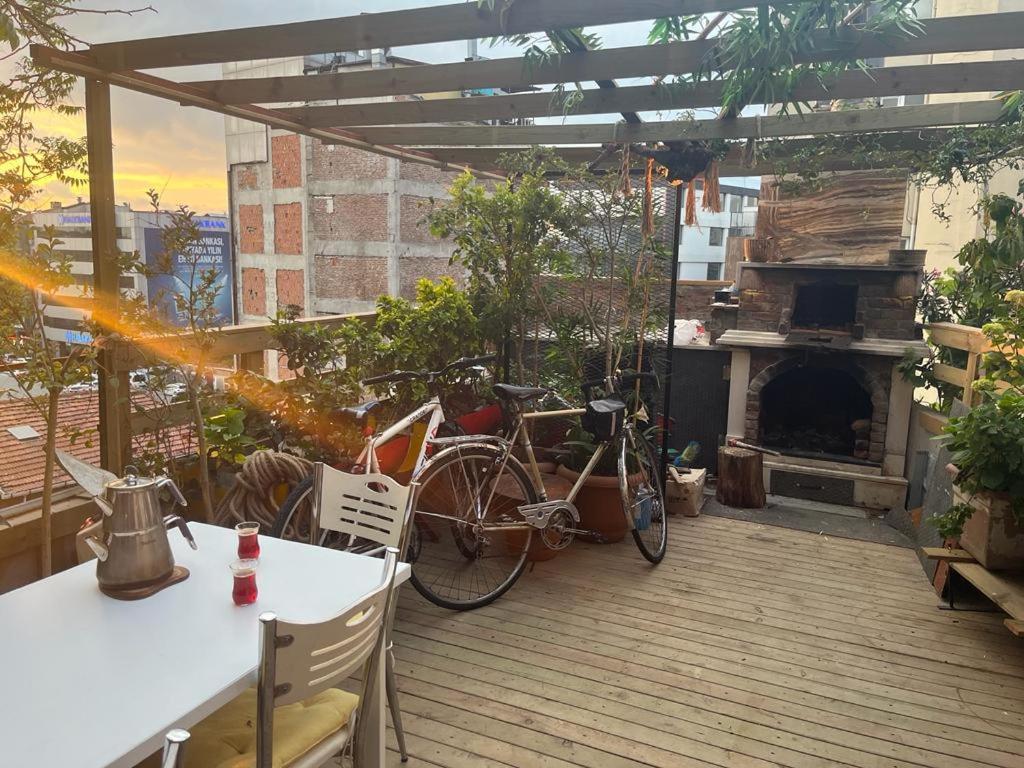 Central Apartment Kadikoy Terrace Bbq Close 2 Block Ferry Bull Metro Nighlife Istambul Exterior foto