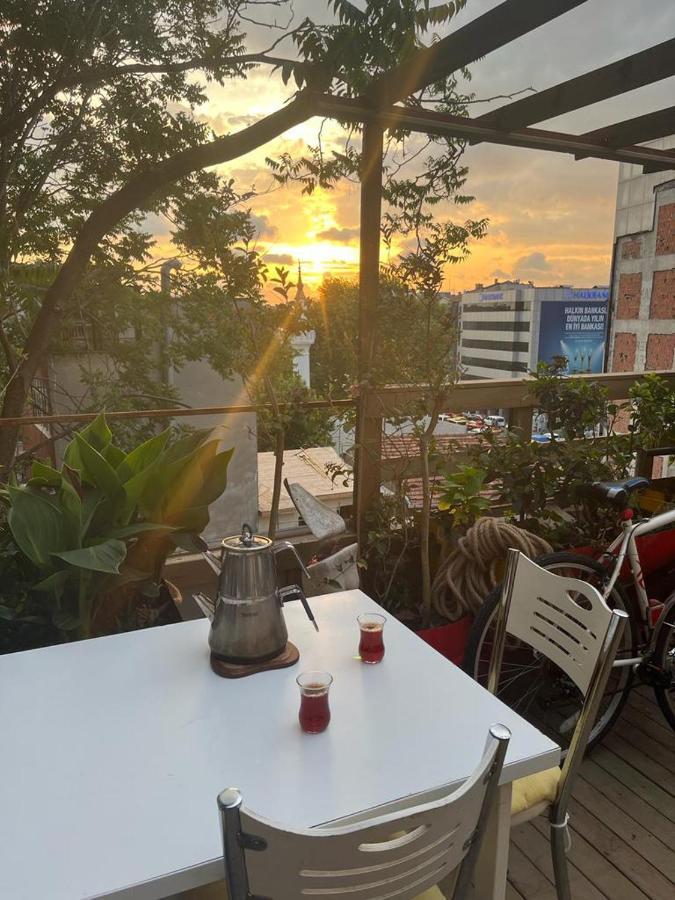 Central Apartment Kadikoy Terrace Bbq Close 2 Block Ferry Bull Metro Nighlife Istambul Exterior foto